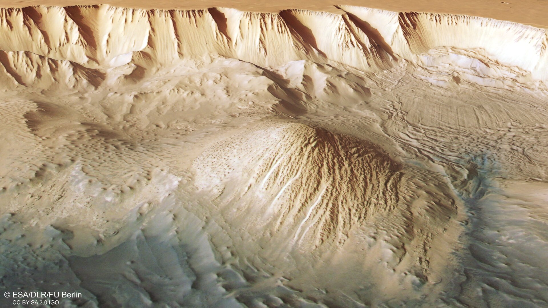 tithonium chasma 1