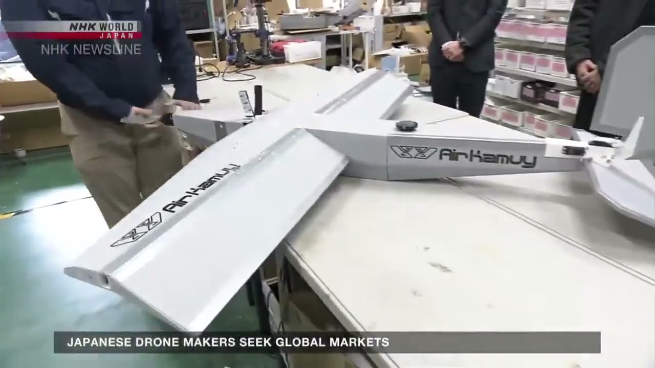 the AirKamuy 150 cardboard drone, speeds 120 km/h  and 80-minute flights
