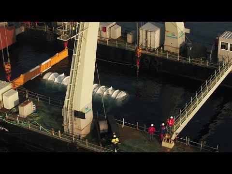 Microsoft tests Project Natick, self-sustaining underwater datacenter