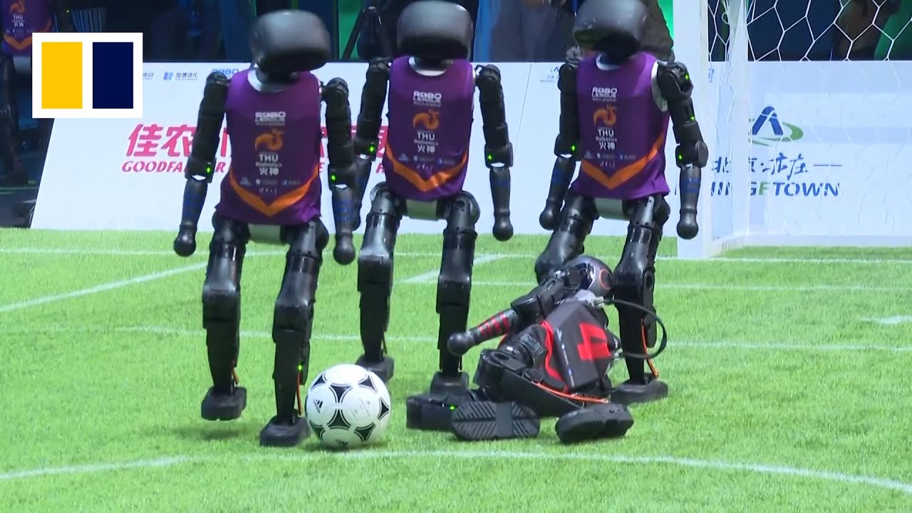 China’s first 3-on-3 autonomous AI robot football match kicks off