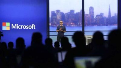 o dieuthunon sumboulos tis microsoft satia nantela